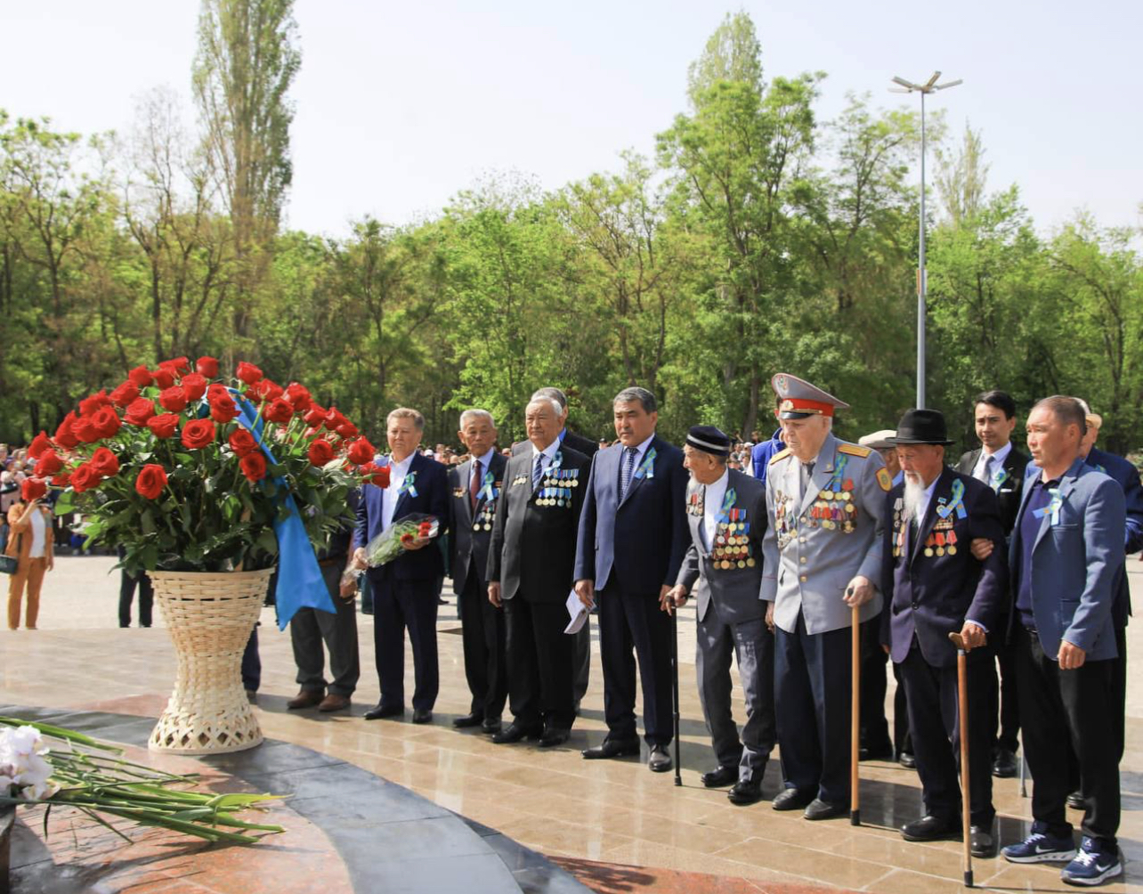 Тараздықтар Жеңіс күнін Жеңіс саябағында атап өтті