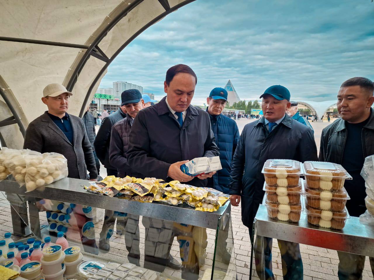 Жамбылдық шаруалар елордадағы жәрмеңкеге 300 тоннаға жуық өнім әкелді