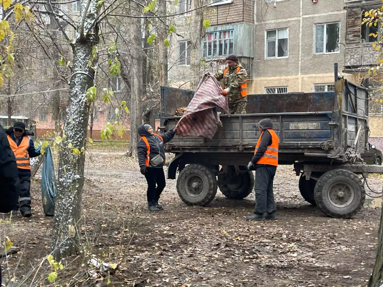 Күзгі тазалық жұмыстары ұйымдастырылды