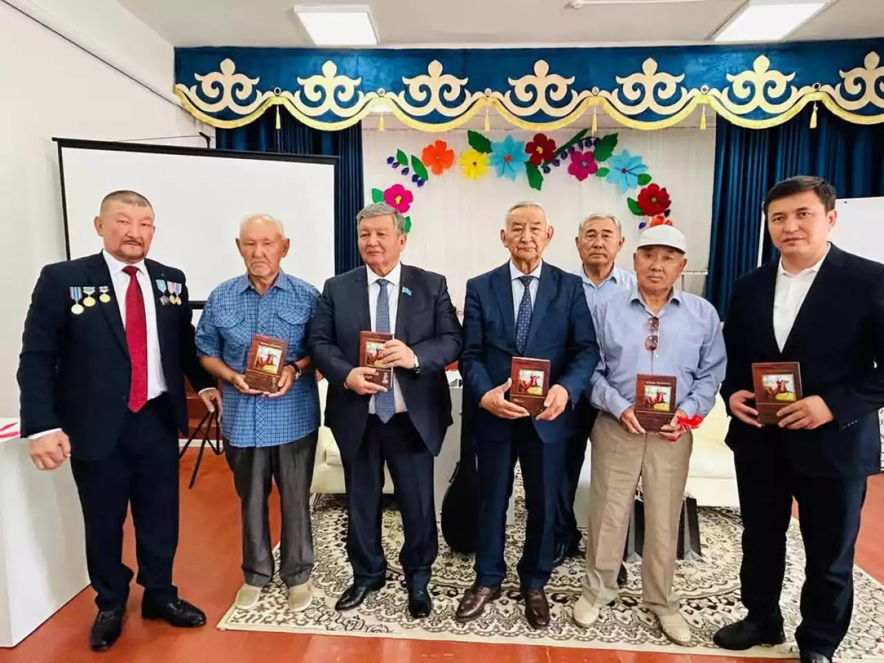 Тегістікте тамаша кездесу өтті