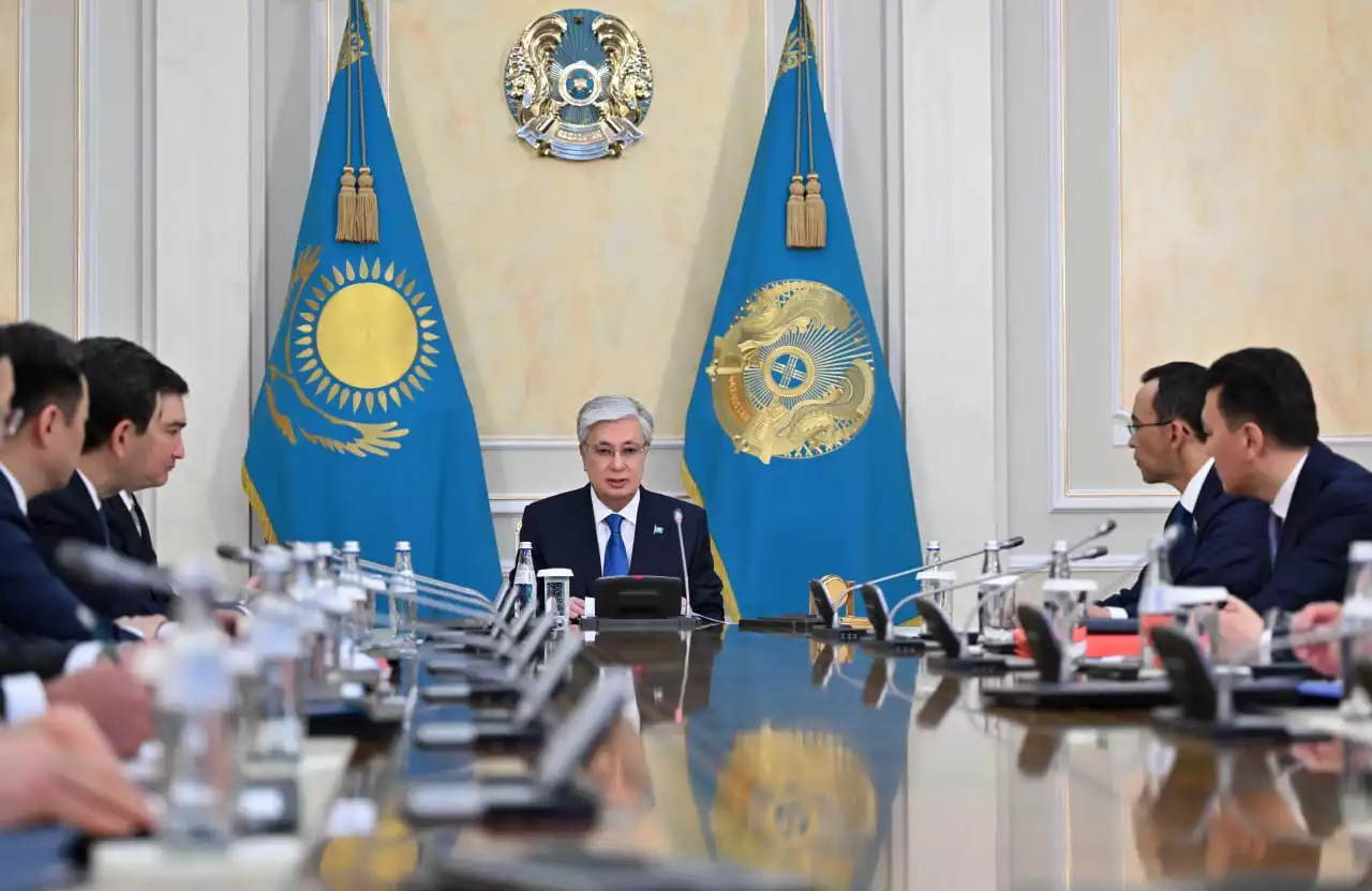Президент Көлік министрі Марат Қарабаевқа не себепті сөгіс жариялады?