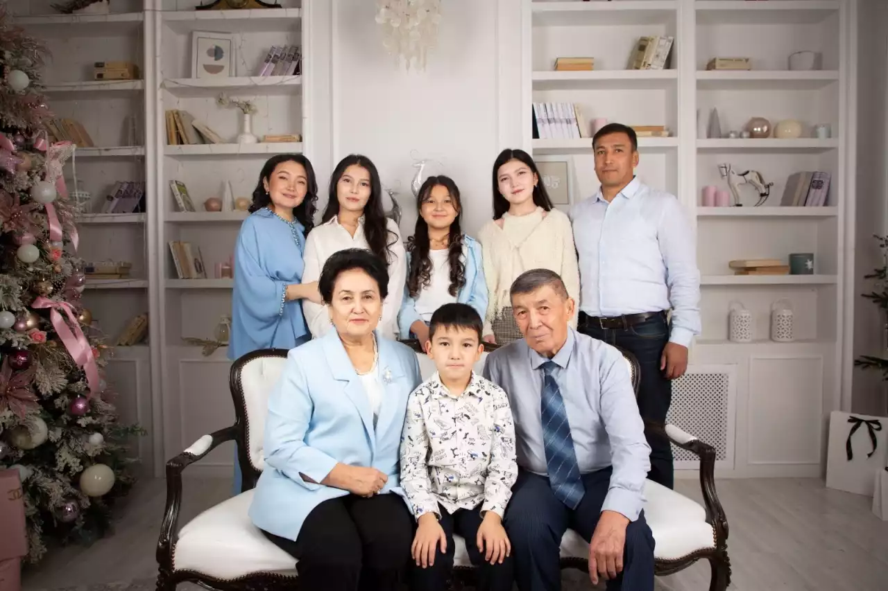 Ұстаздық жолды ұстаным еткен әулет