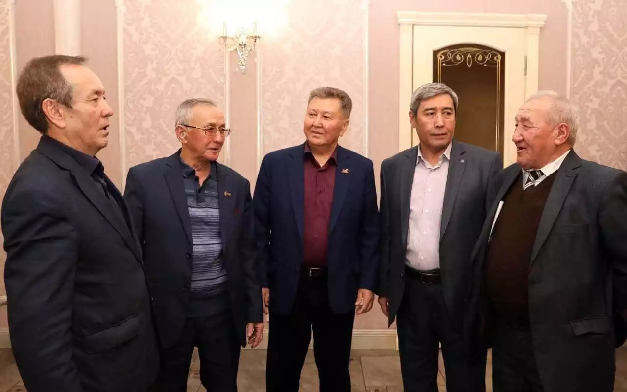 Мен білетін Бекет