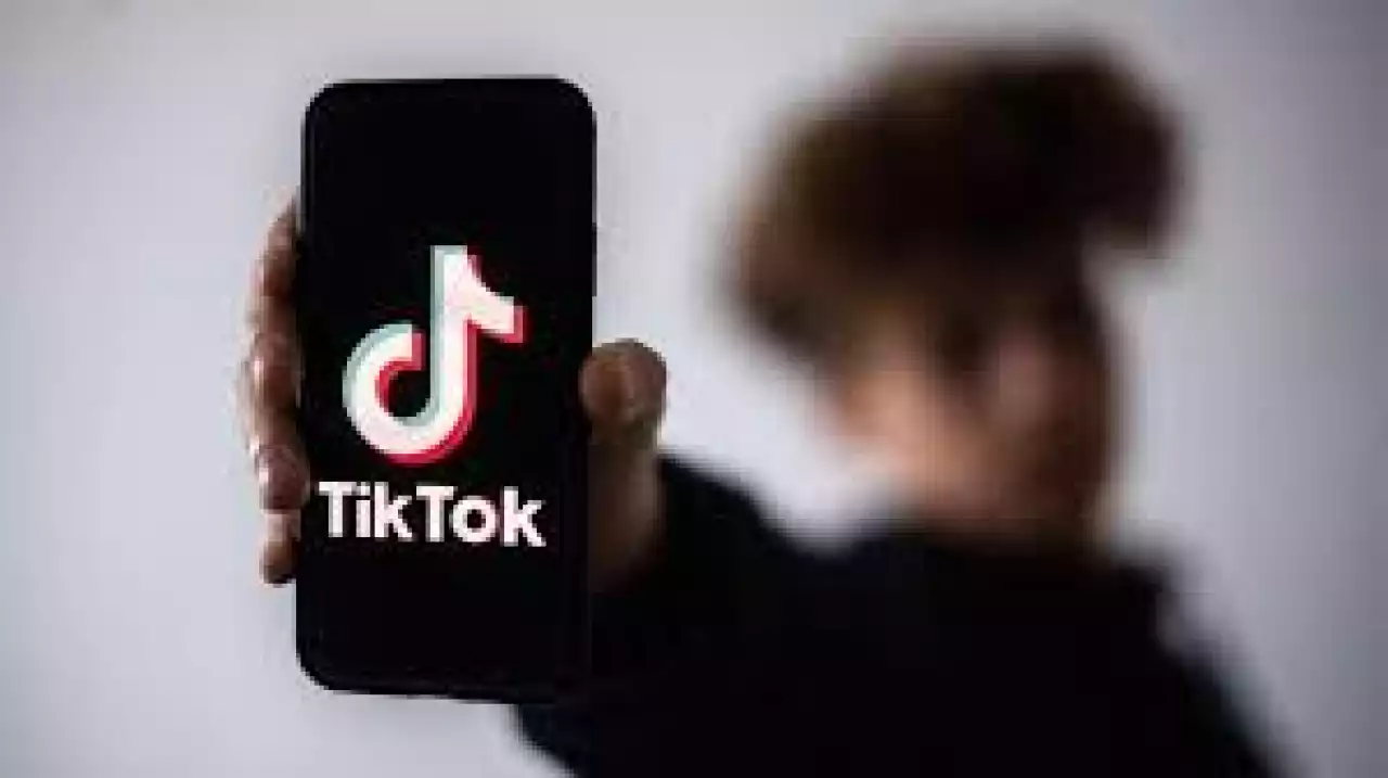 Тілі шықпаған бала TikTok-тың құрбаны ма?