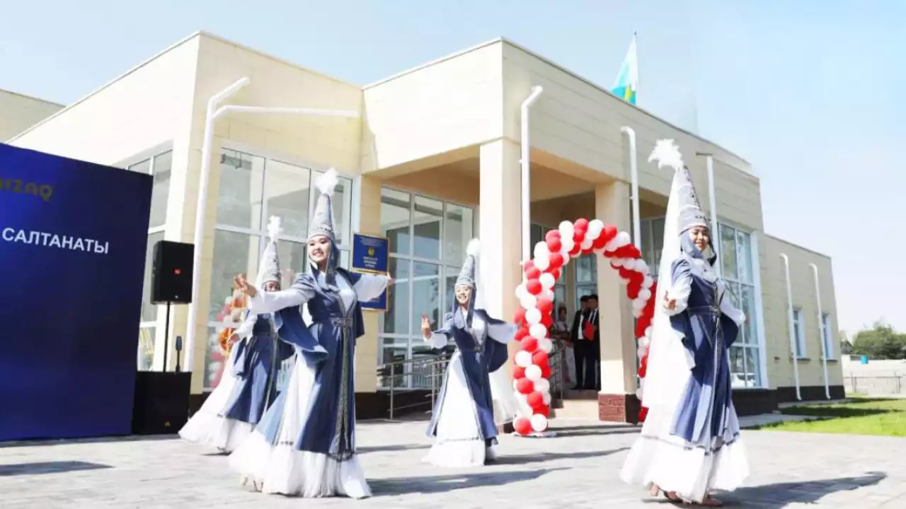 Жаңа клуб пен кірпіш зауыты пайдалануға берілді