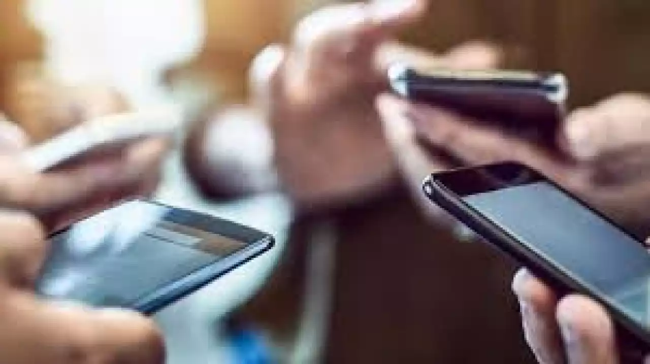 Қаржы жинауға телефон қосымшалары көмектеседі