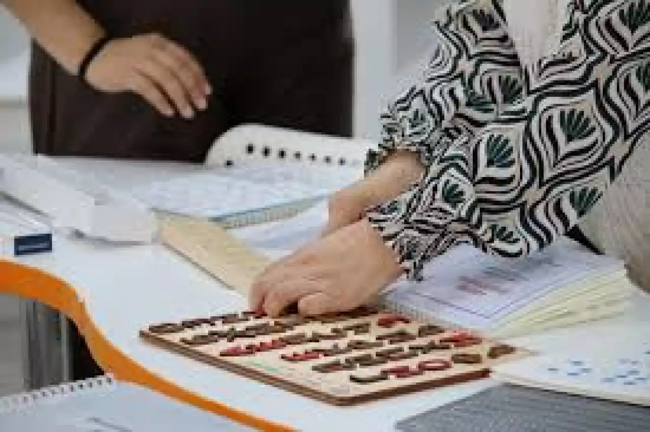Көзі көрмейтін жандар да көркем әдебиетті көп оқиды