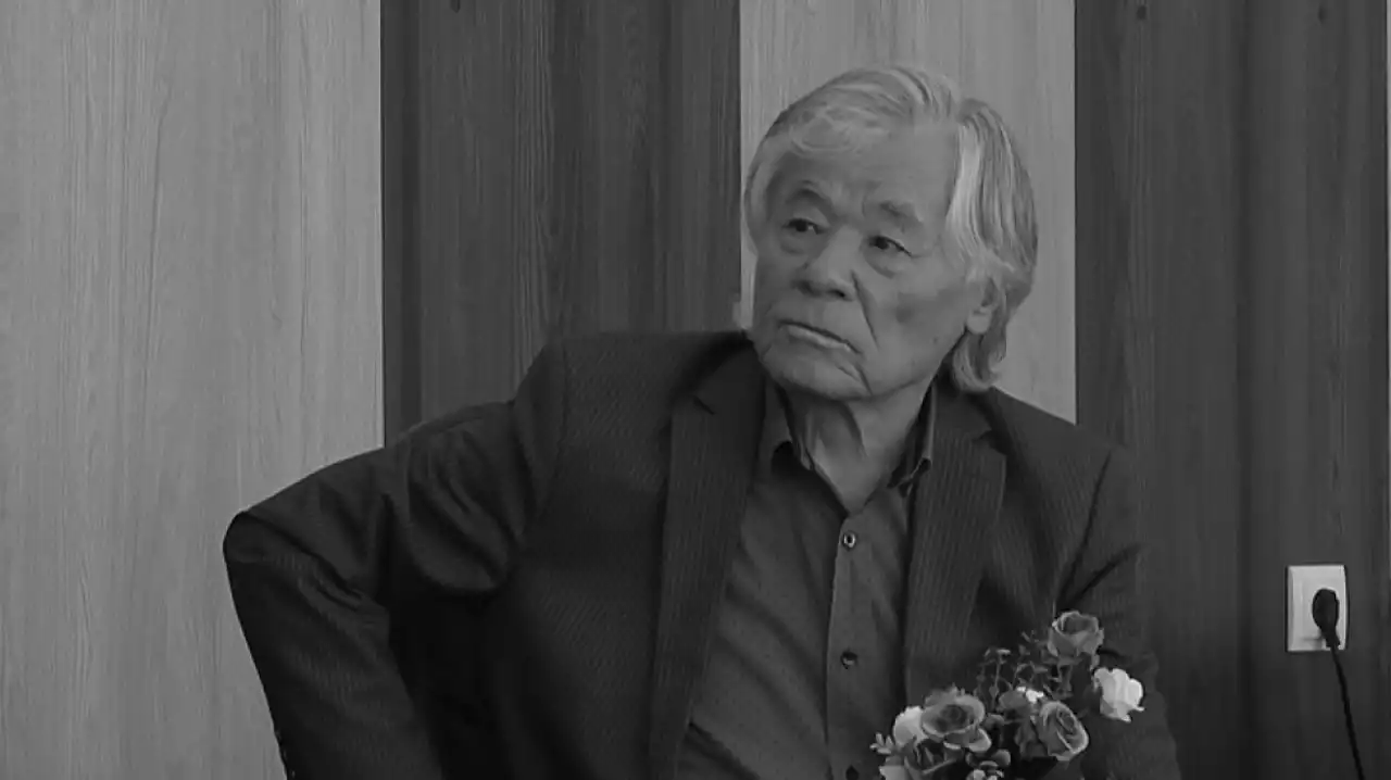 Ақын Исраил Сапарбай өмірден өтті