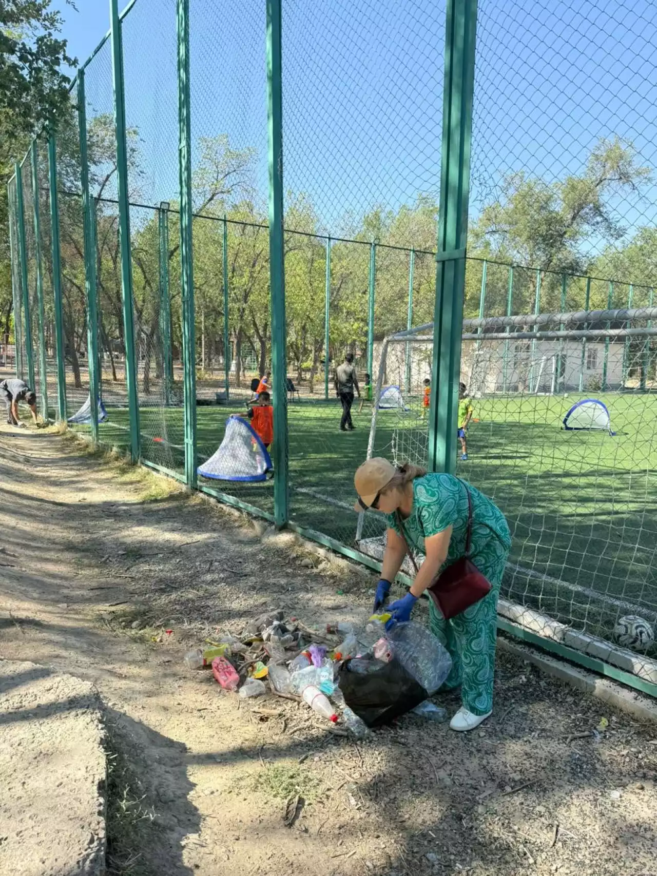 Мыңға жуық адам қатысты