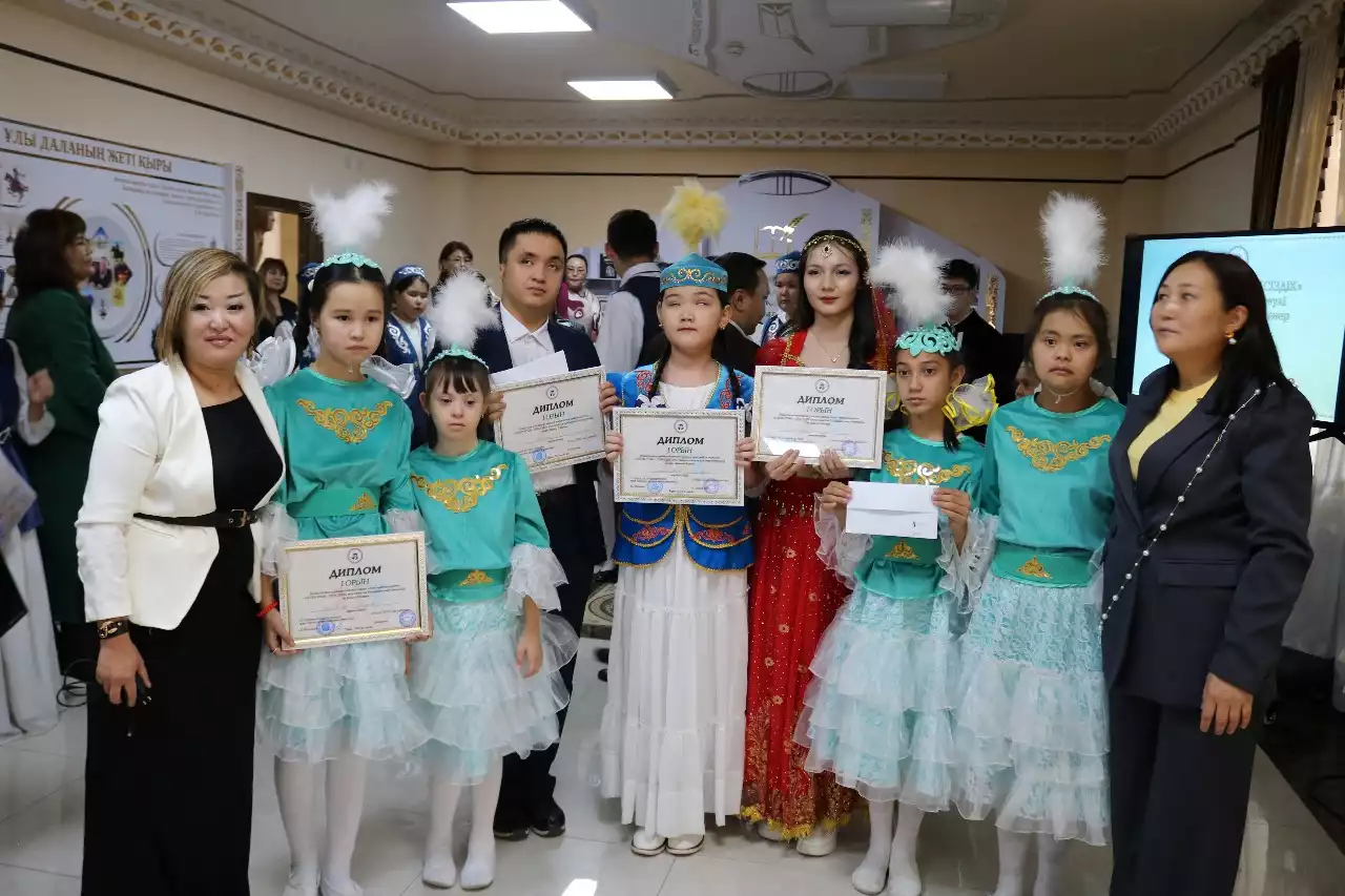 Ерекше балалардың шексіз өнері