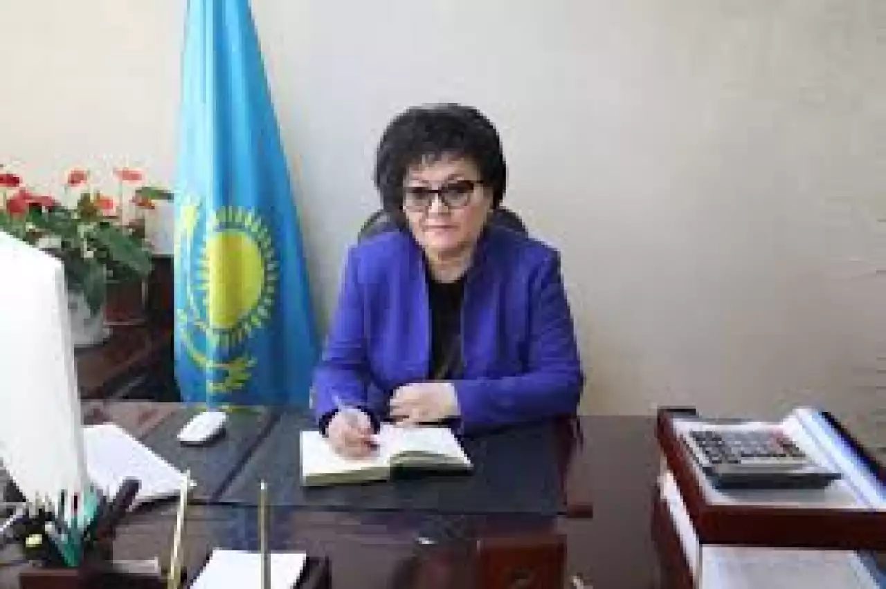 Қоғам мен мемлекет арасындағы байланысты қамтамасыз етуді көздейді