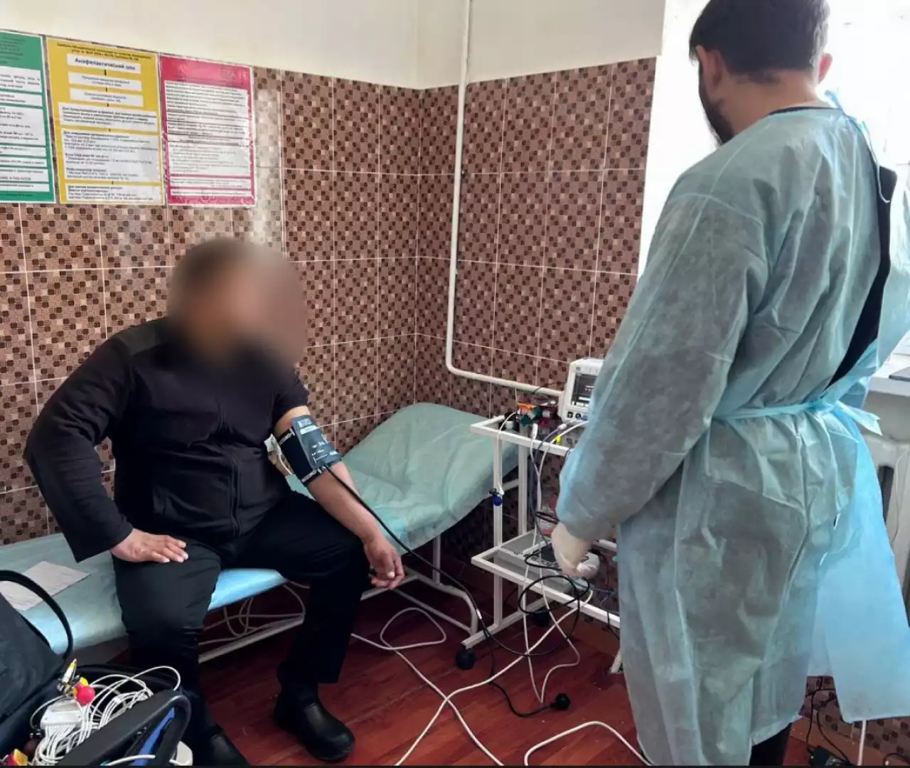 Таразда жазасын өтеушілер медициналық тексерістен өтті