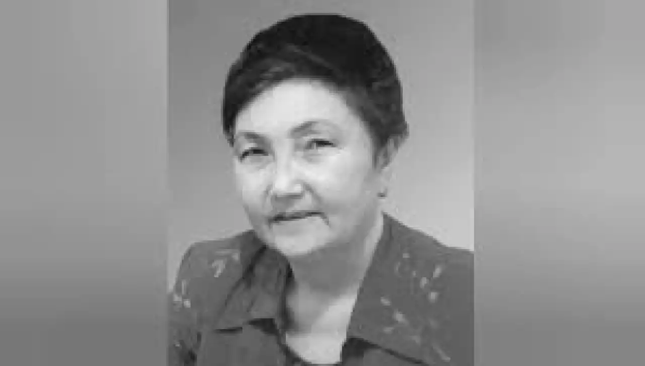 Ақын жаққан жырдың оты сөнбейді