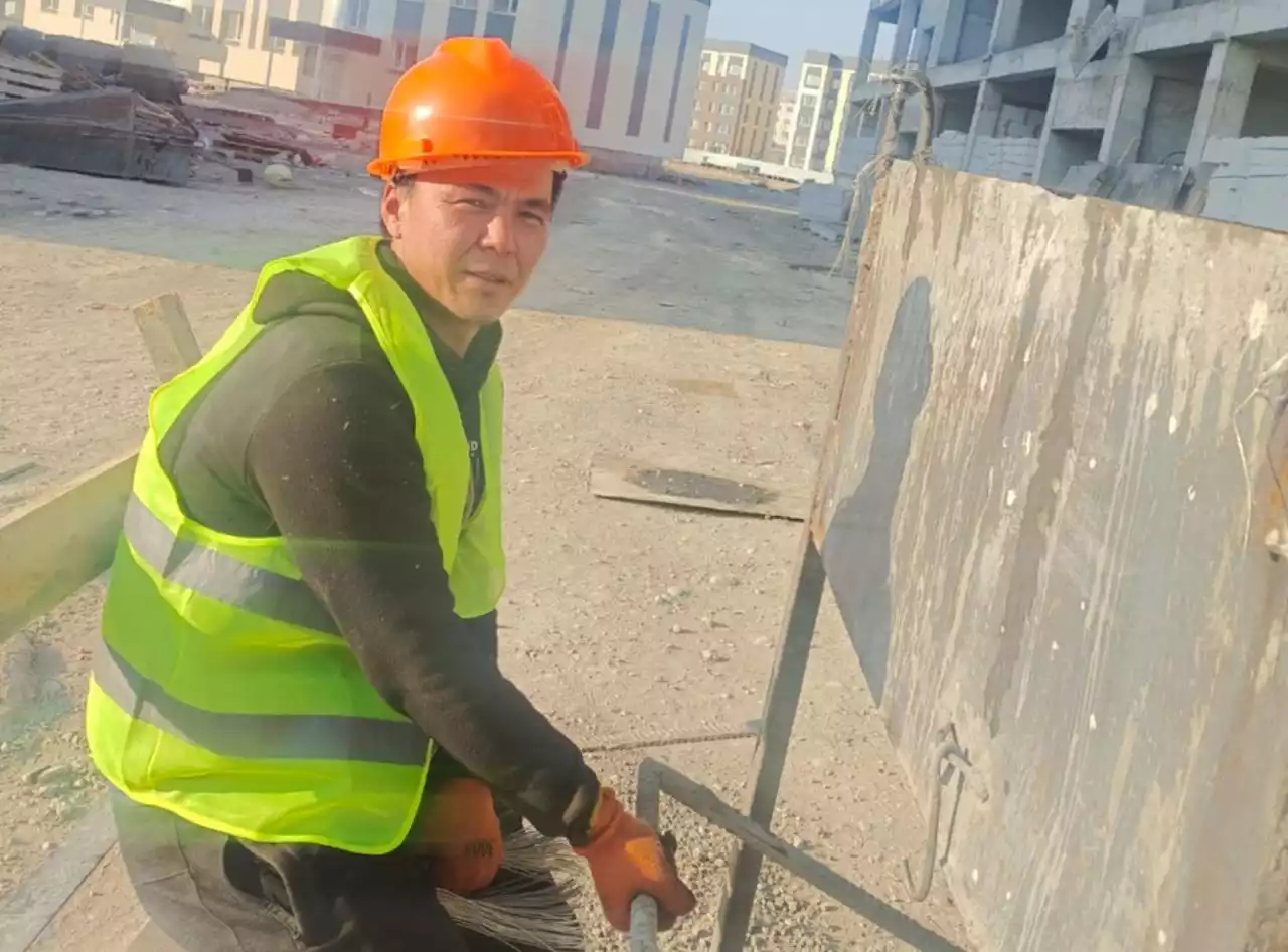 «Құрылыста бауырларыммен бірге жүрмін»