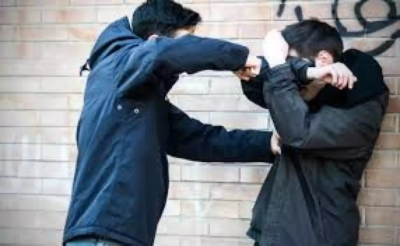 Жасөспірімдер арасындағы әлімжеттікті қалай жоямыз?