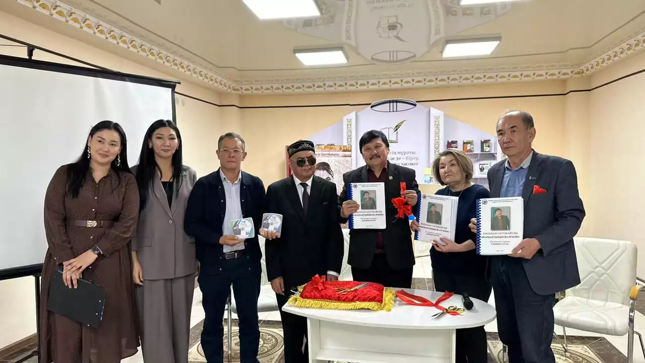 Жазушыға 100 сұрақ: Көсемәлі Сәттібайұлы оқырманмен кездесті