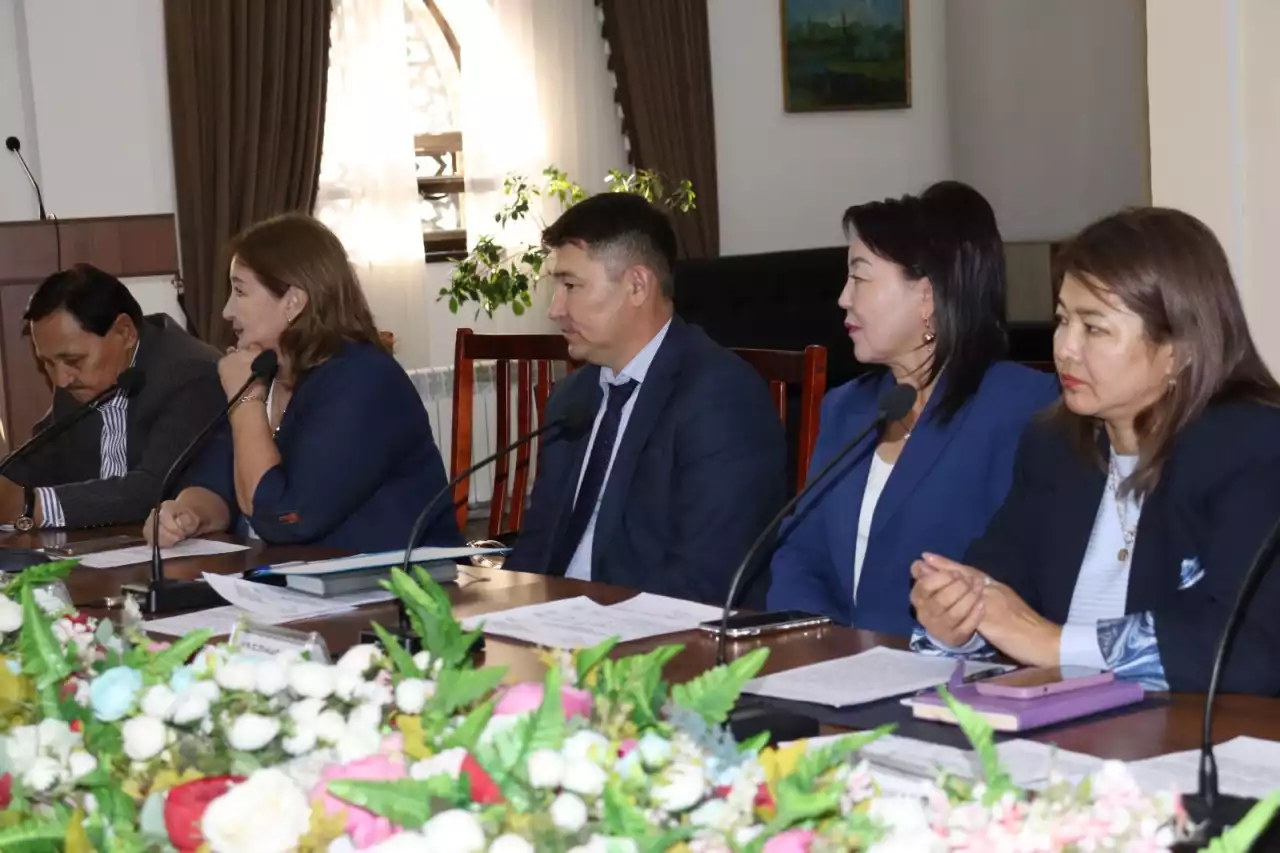 Ауыл мәдениеті назарда: «Мирас» кеңесінде өзекті мәселелер көтерілді