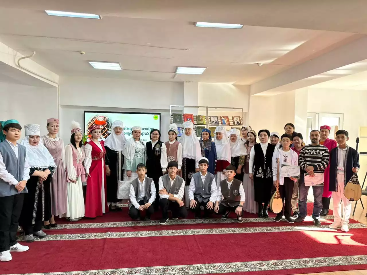 Ұлттық киім ұлықталды