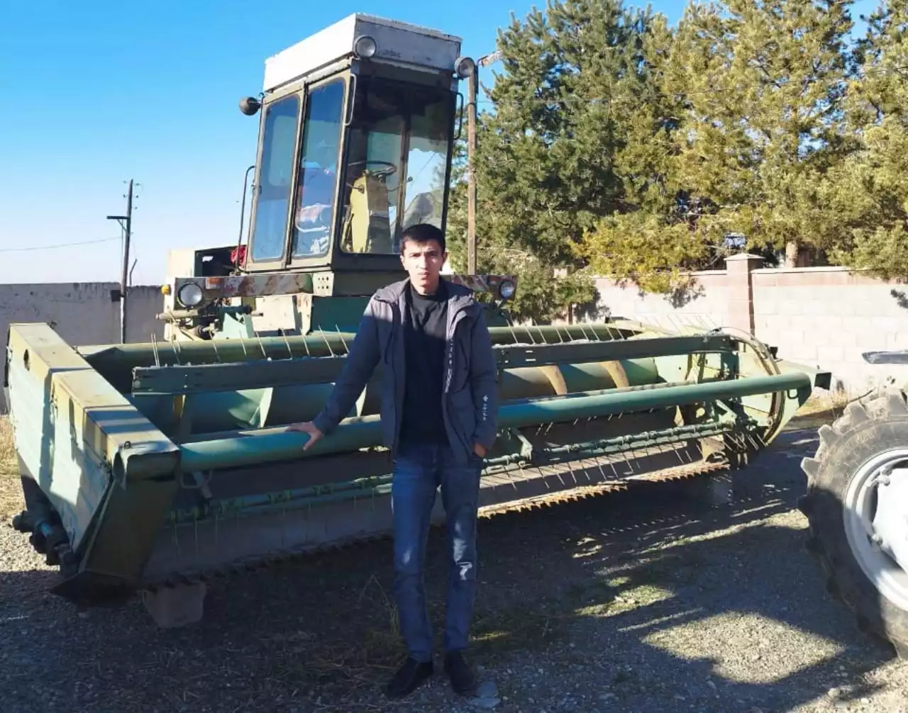 Қорасы қойға, қамбасы дәнге толы