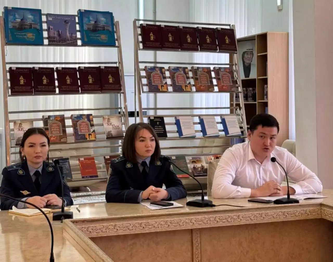 «Заң мен тәртіп – біздің ұстаным» тақырыбында адалдық сағаты өткізілді