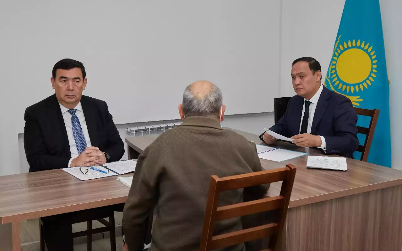 Облыс әкімі азаматтарды қабылдады