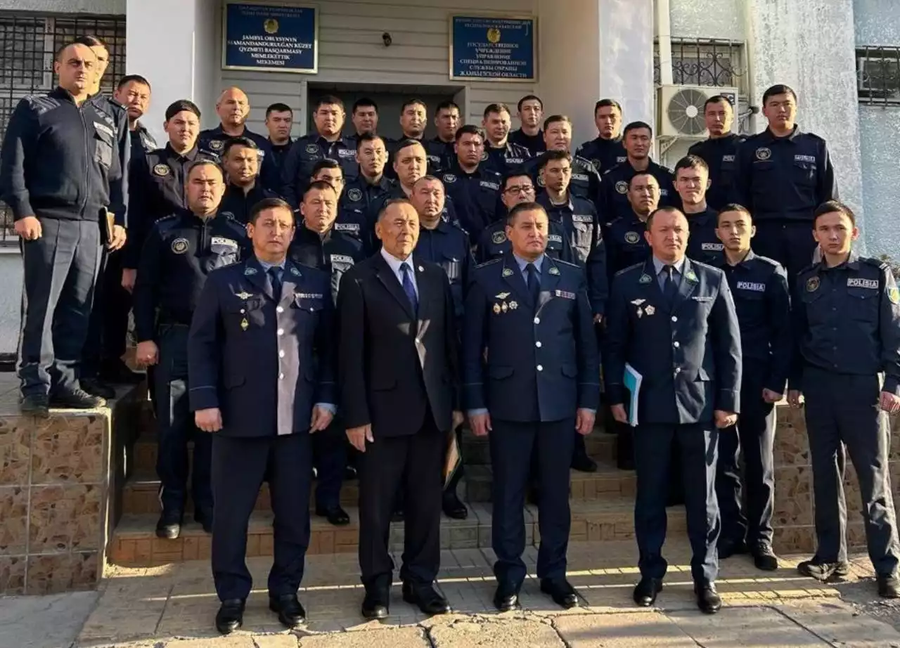 Адал азамат - қоғам патриоты