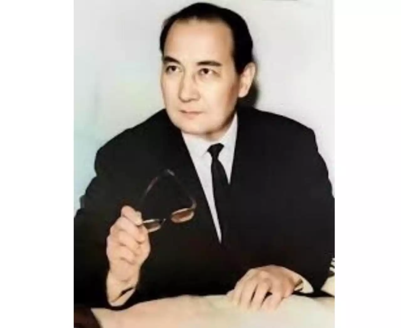 Мен білетін Құрекең