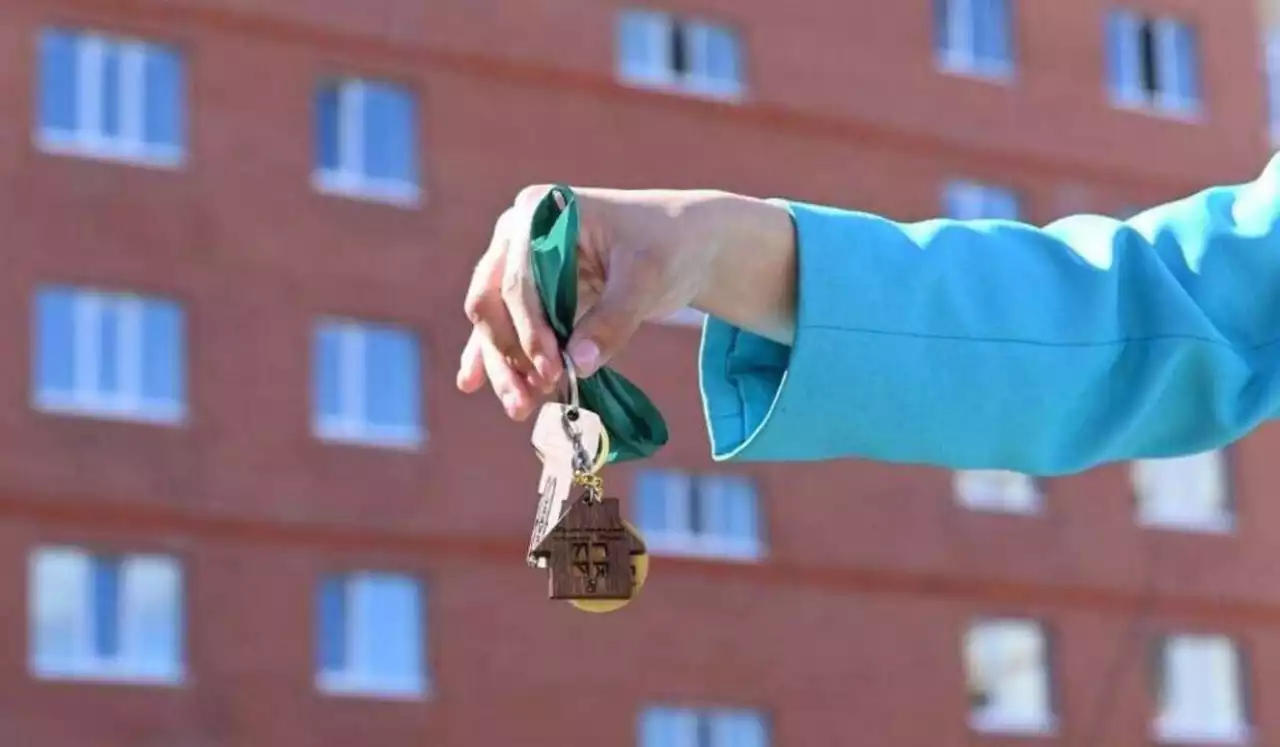 Он екі отбасы баспаналы болды