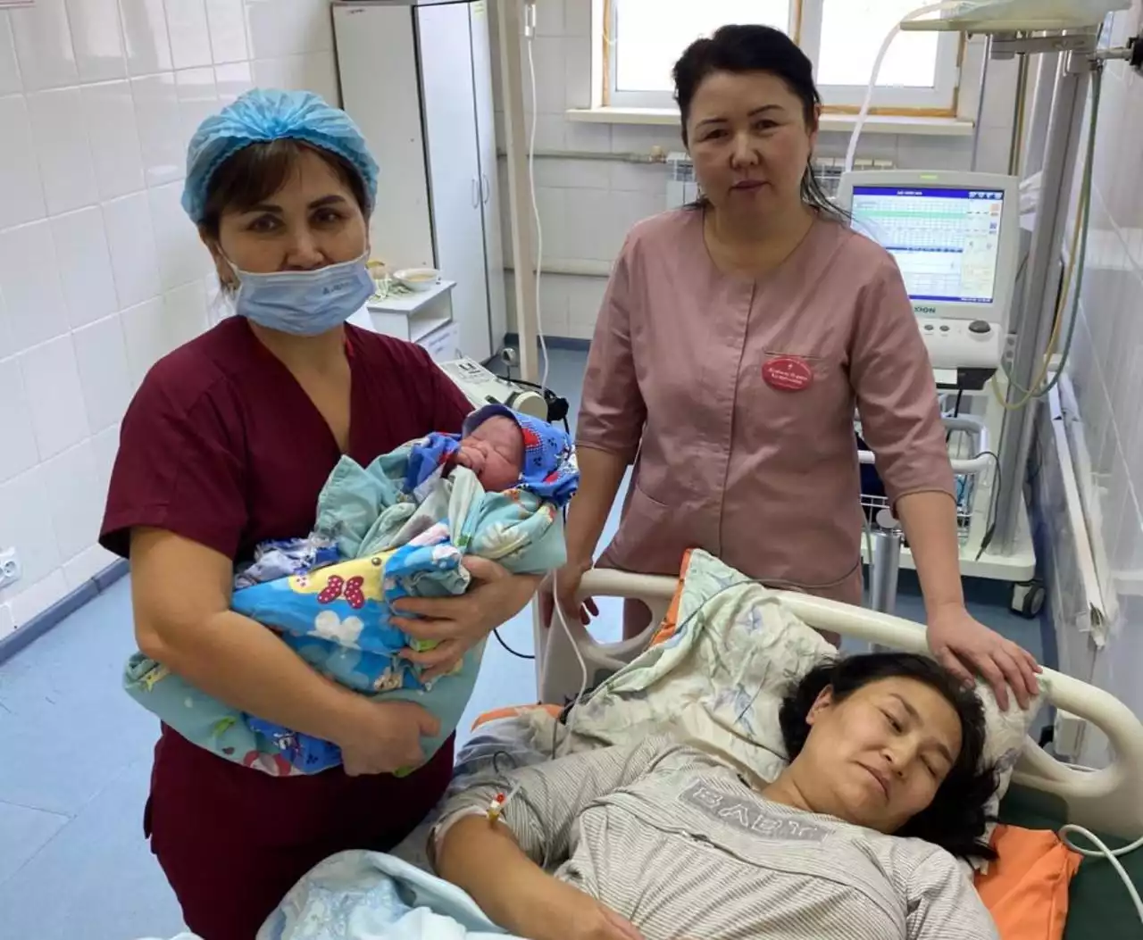 Мереке түні де науқастардың жанынан табылды