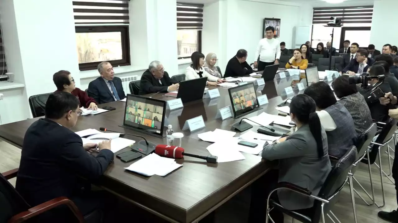 Үкіметтік емес ұйымдармен кезекті кеңес отырысы өтті