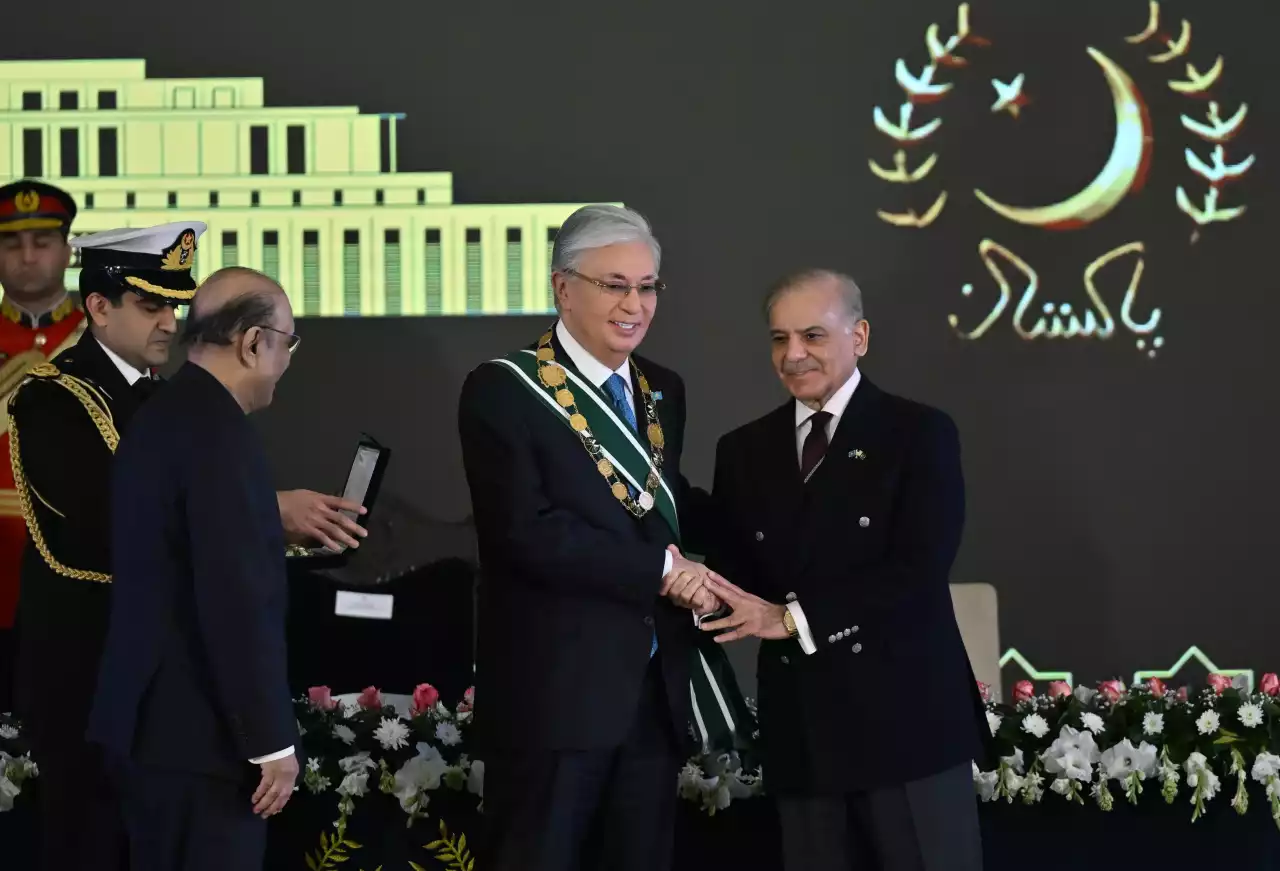 Тоқаевқа Пәкістанның ең жоғары мемлекеттік наградасы табысталды