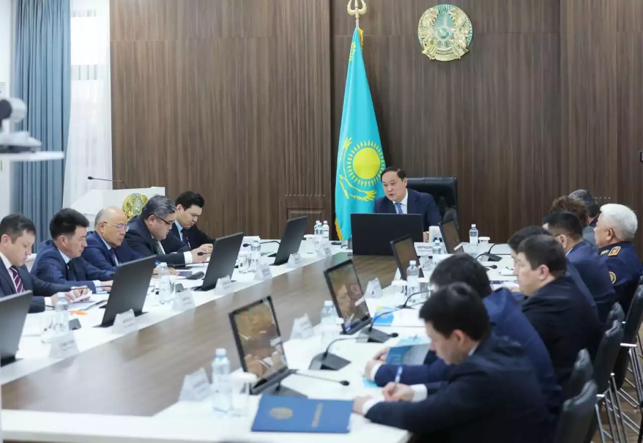 Кезекті аппараттық кеңестің күн тәртібінде қандай мәселе қаралды?