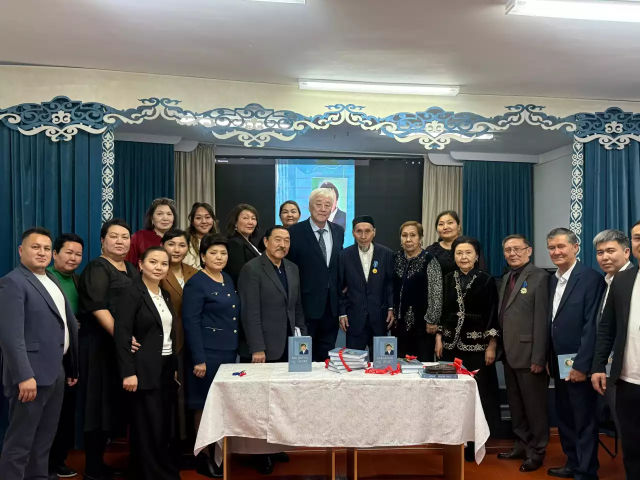 Жаңа кітап таныстырылды