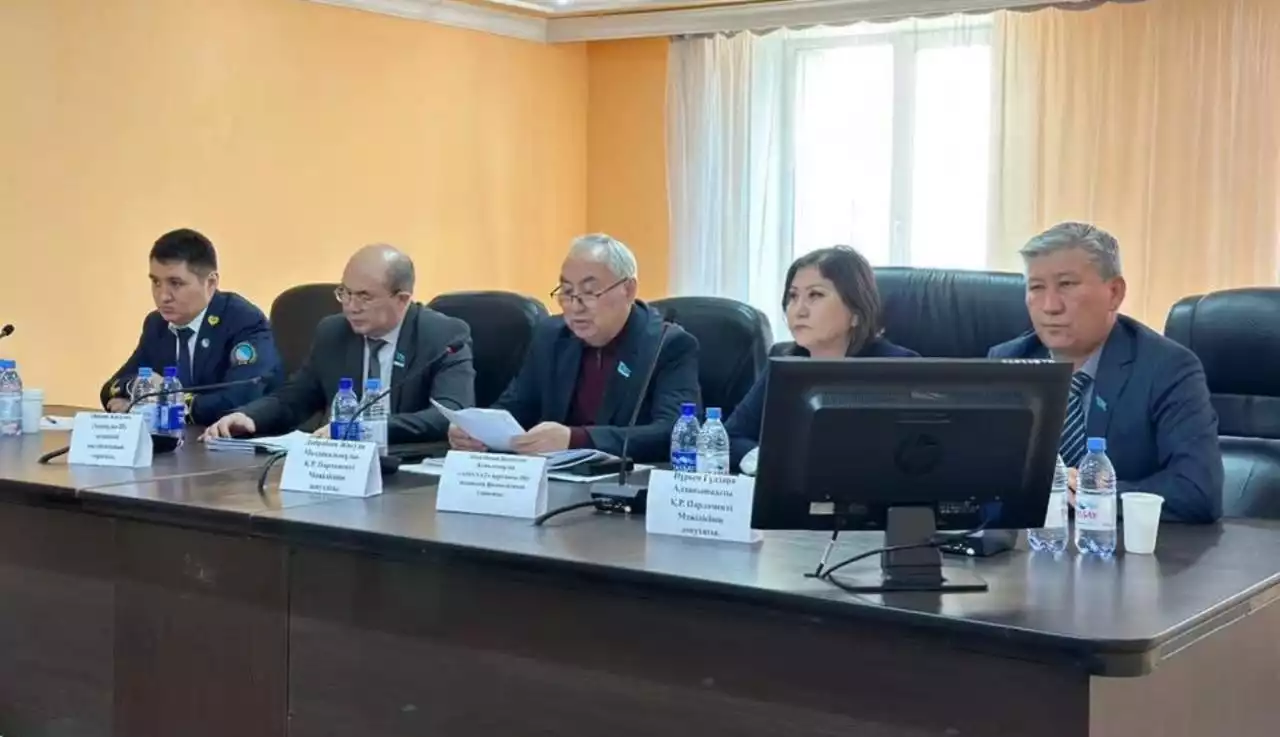 Тұрғындар ел болашағына бейжай қарамайды