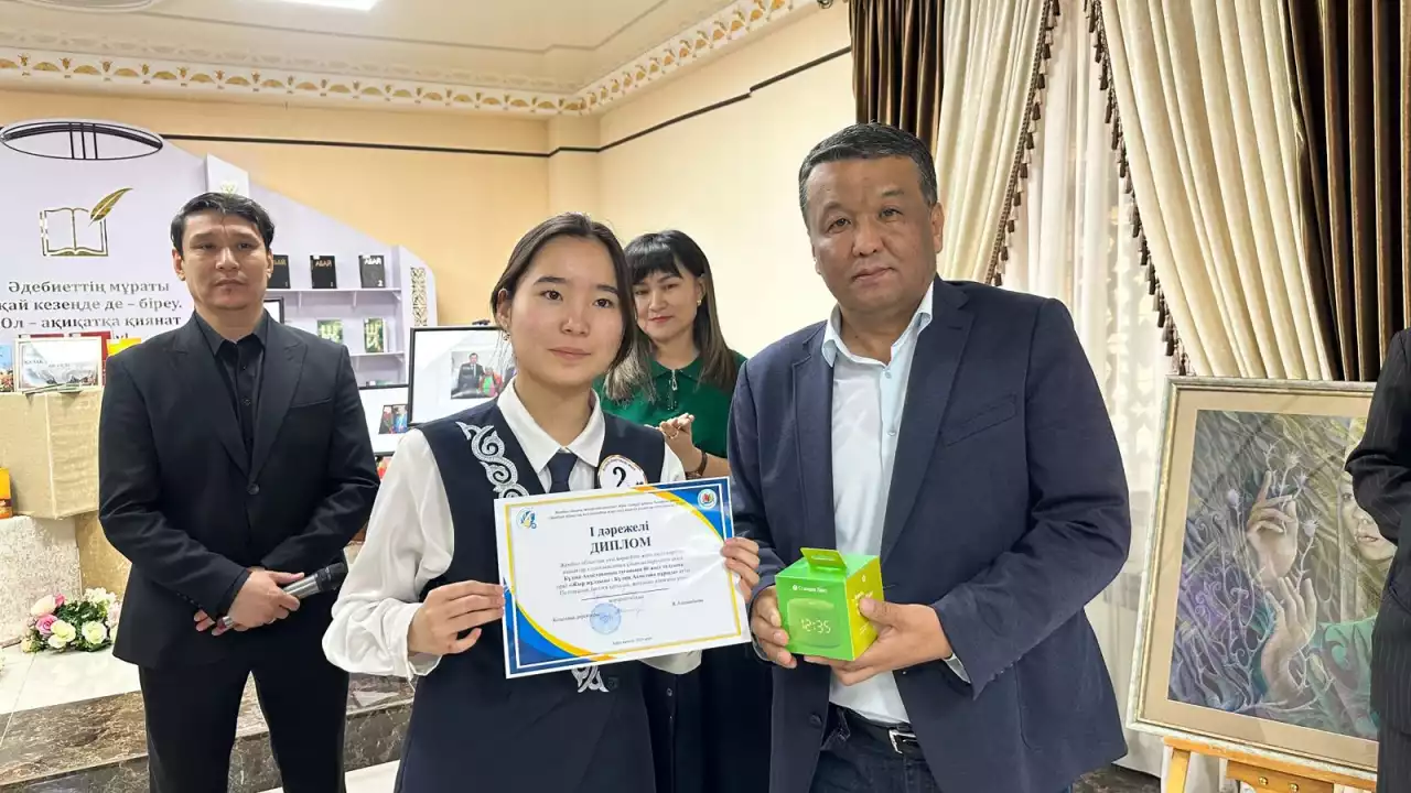 Поэтикалық баттл Күләш Ахметованың шығармашылығына арналды