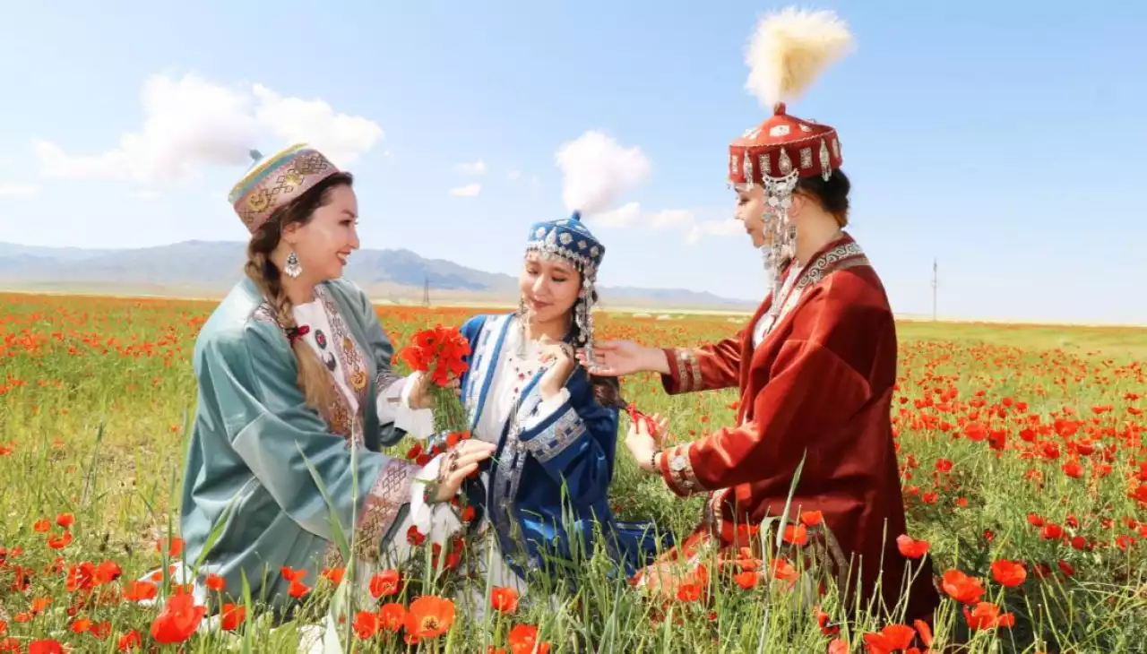 Арулар – мәңгілік махаббаттың тұнық жыры