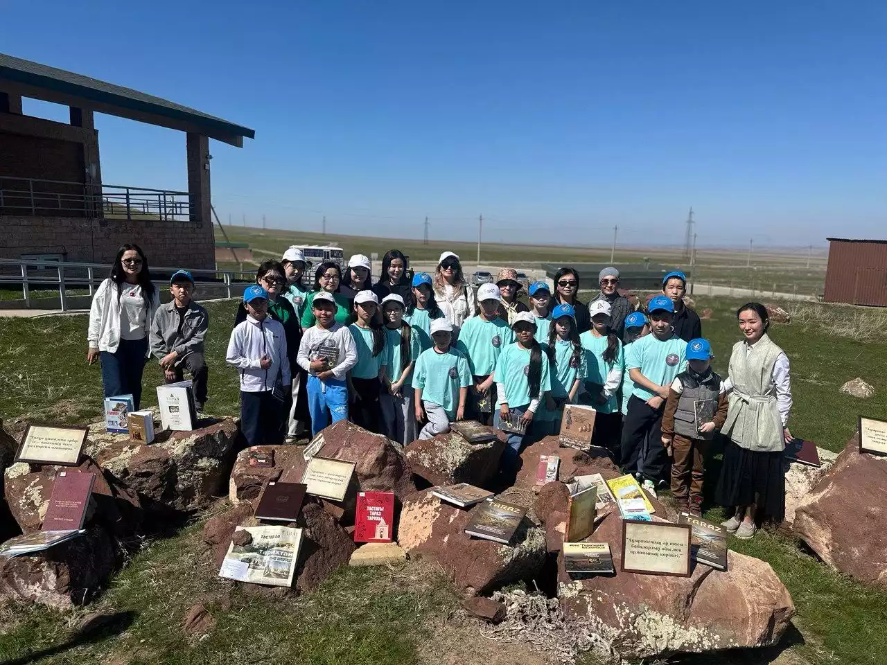 Жамбылдық жас оқырмандар «Ақыртас» сарай кешеніне экспедиция жасады