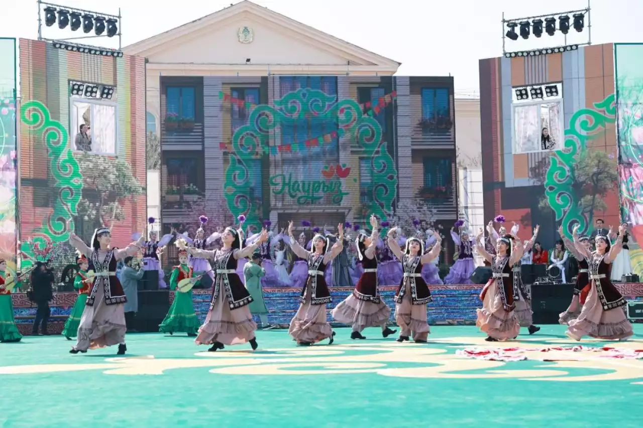 Әз-Наурыз мерекесін ақ ниетпен қарсы алды