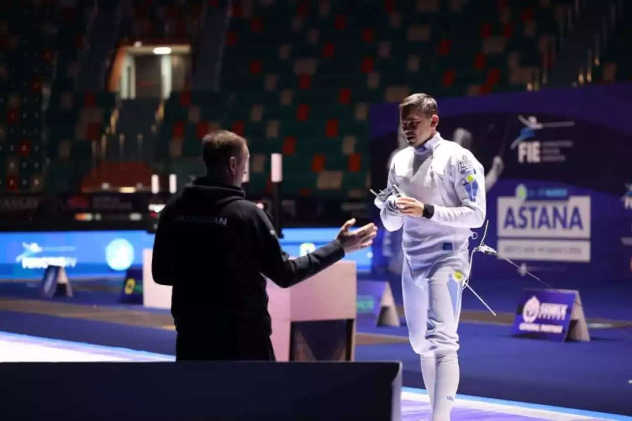 Руслан Құрбанов семсерлесуден әлем чемпионатының күміс жүлдегері атан