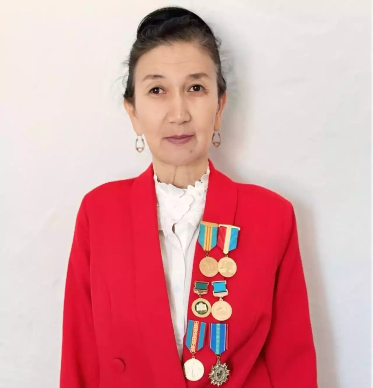 Кітапханашының қызметі кітап берумен ғана бітпейді