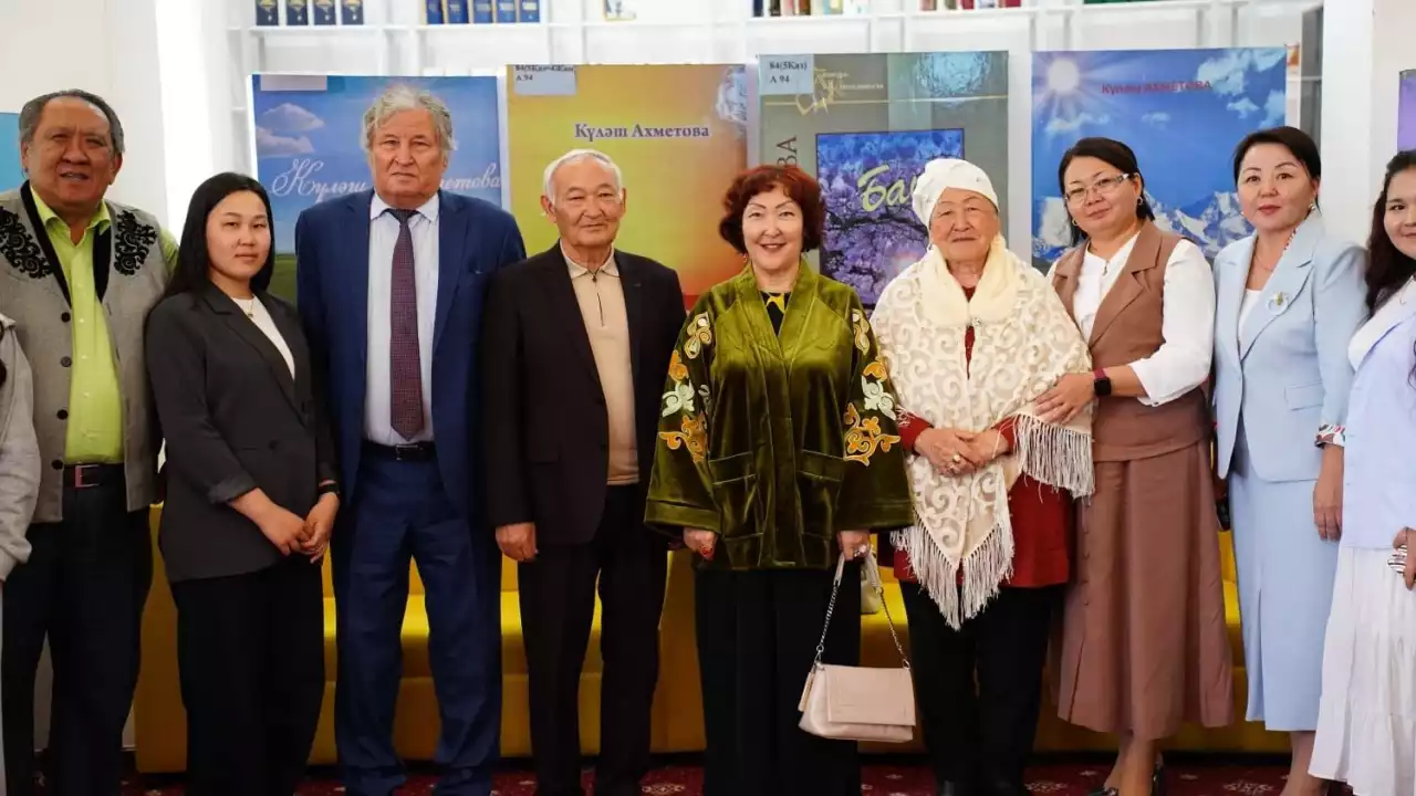 Күләш Ахметованың 80 жылдығы: «Поэзия жауһары» атты жыр сандық кеші өтті