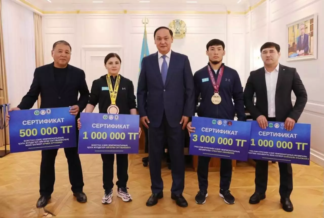Азия чемпионатының жүлдегерлеріне құрмет көрсетті